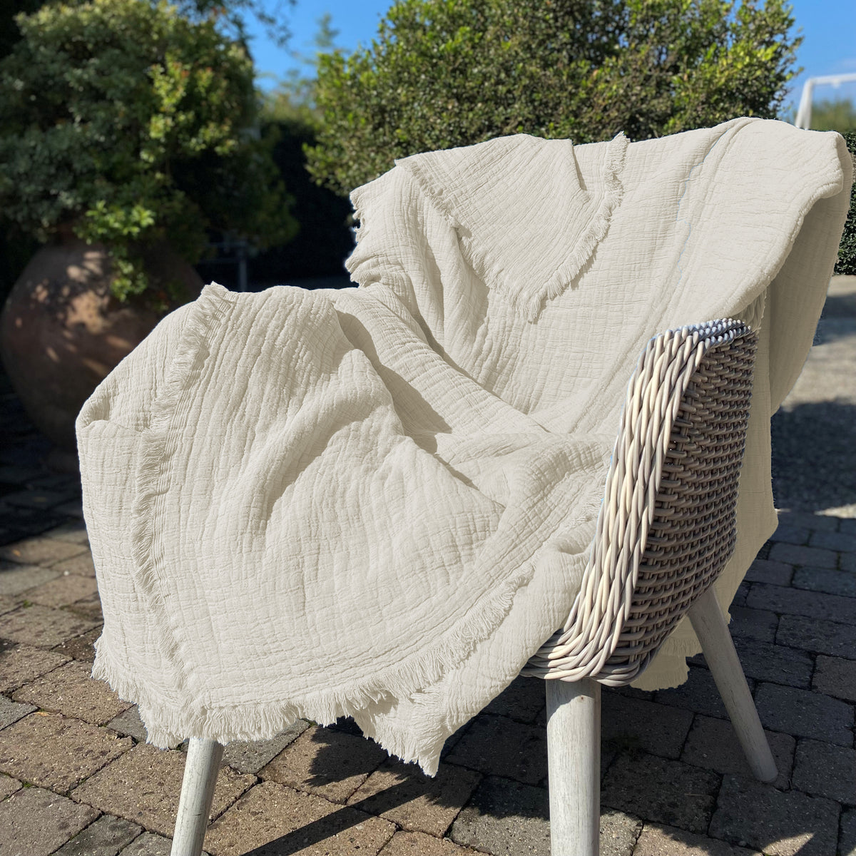Copriletto in Cotone Stonewashed Tinto in Capo con Frangette - Uni Mellow