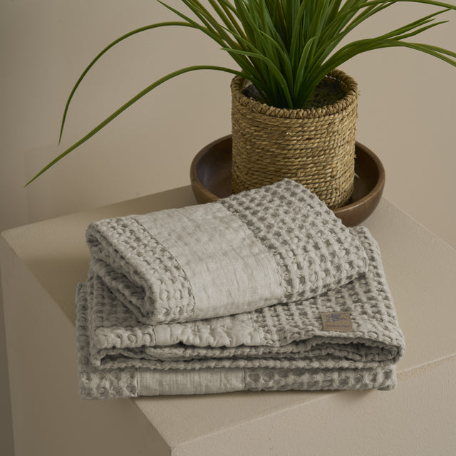 Coppia Nido d'Ape Stonewashed con Bordo in Lino - Jaspy