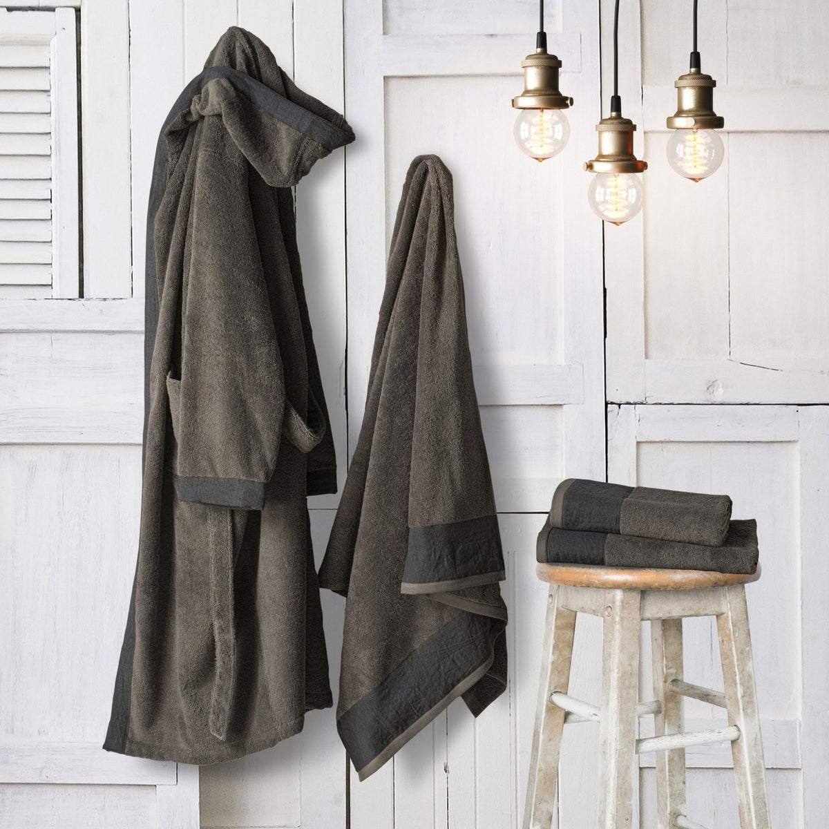 Coppia di Spugna con Balza in Lino StoneWashed - Loira
